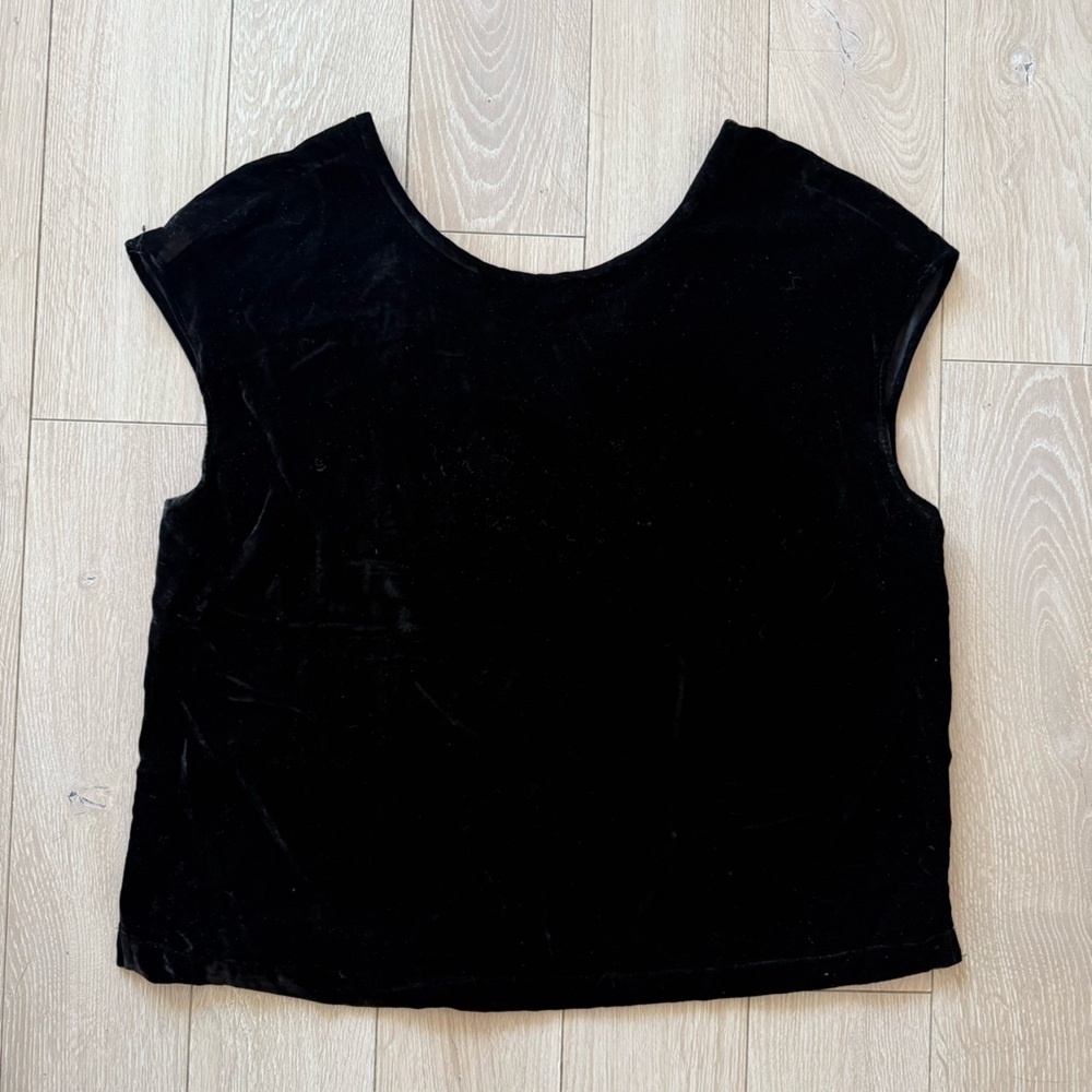 RW&CO Black Velvet Women's Top Size Large